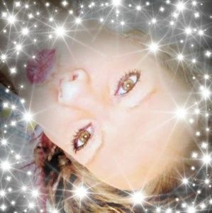 Meet your Posher, Sandy